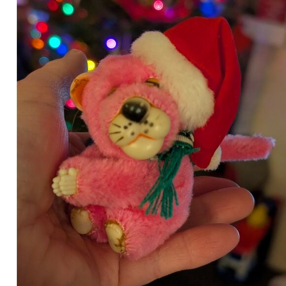 Vintage Pink Panther Gripper Hugger Christmas Ornament Santa Hat - Picture 8 of 8